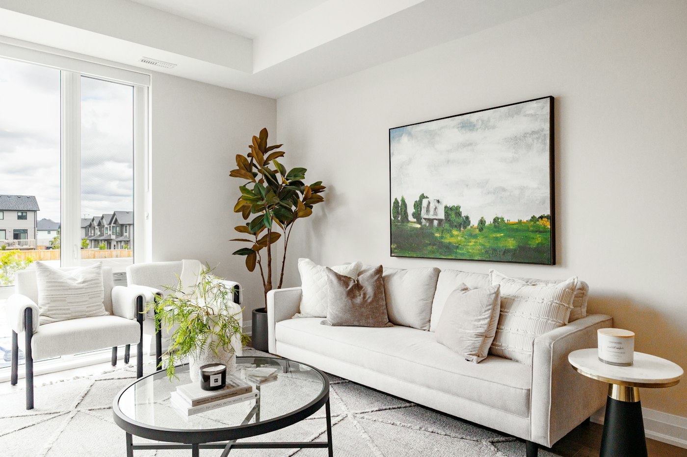 Luxury 3BHK Sea-Breeze Apartment living room